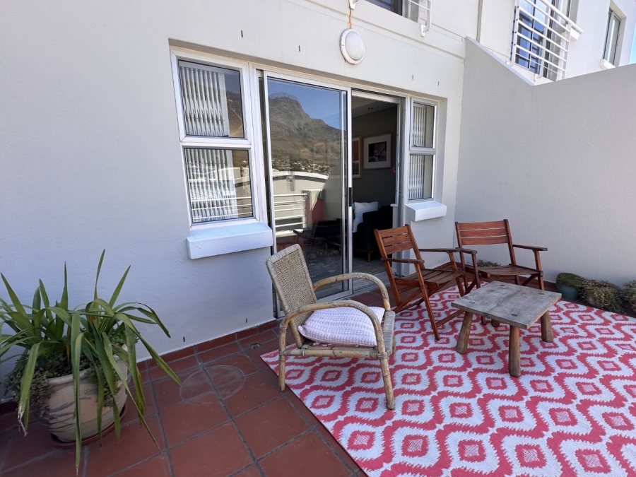 To Let 3 Bedroom Property for Rent in Higgovale Western Cape